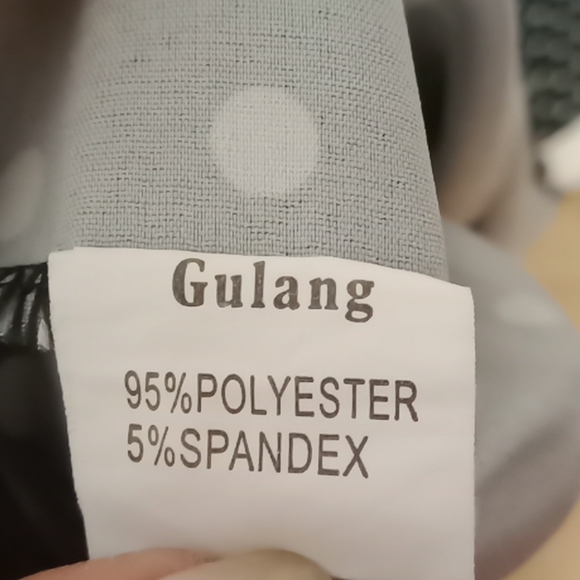 (2) basic dresses - Picture 7 of 7